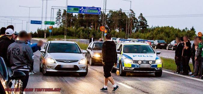 SERIUS! - Polis Sweden Nafikan Kenderaan Polis Terbabit 