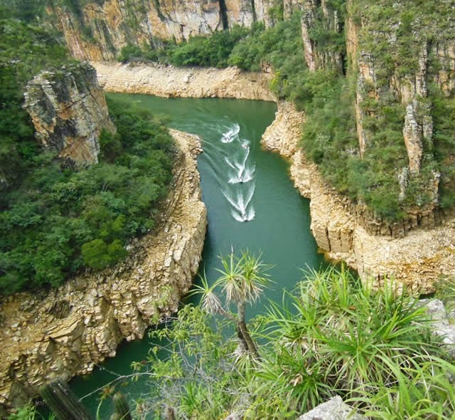 Canyons, Lago de Furnas - Usina Hidrelétrica de Furnas - São José da Barra, São João Batista do Glória - Minas Gerais