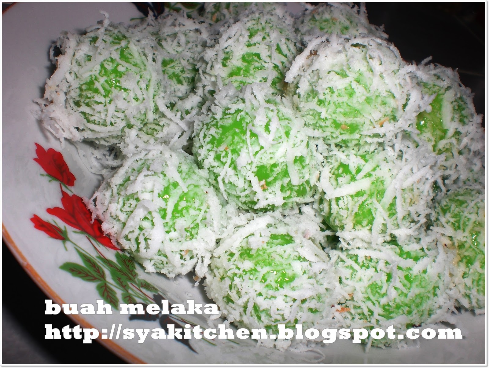 Kuih Buah Melaka Sukatan Cawan - Omong s