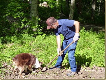 2010-05-05 - IN, Monroe Lake - Working with Dakota - 1002