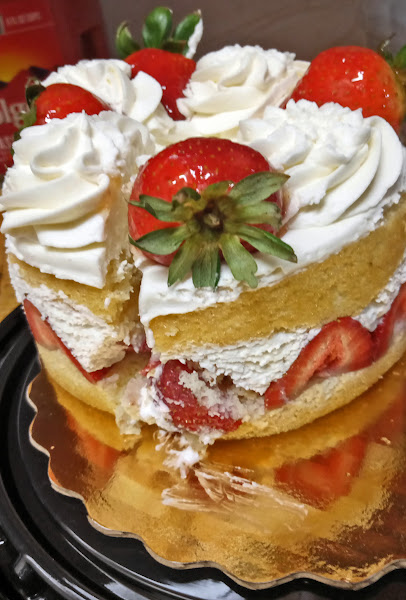 strawberry whipped cream cake