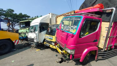 6 Truk Terlibat Kecelakaan Beruntun di Pantura Cirebon