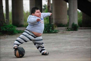 fat 01 Σοκαριστικές φωτογραφίες : Το πιο χοντρό παιδί στον κόσμο!