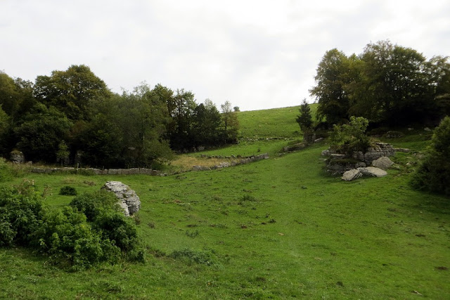 valle delle sfingi rifugio lausen