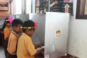 Anak-anak SD Antusias Ikuti Simulasi Pemungutan Suara