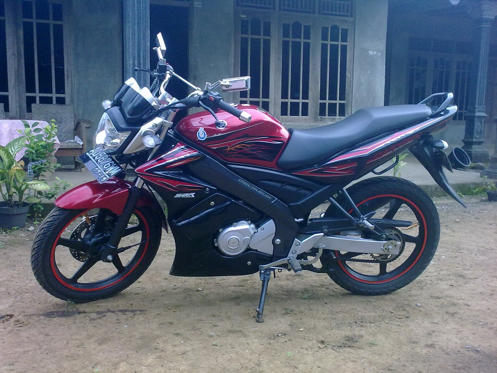 automotive yamaha  vixion  new modifikasi 