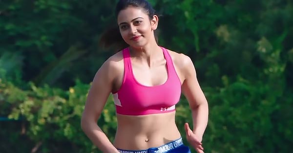 18 hot GIFs of Rakul Preet in sarees, workout outfits, dresses and more.