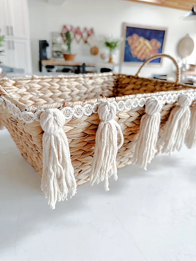 basket with tassels on 2 sides