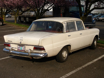 1968 MercedesBenz 200D Sedan