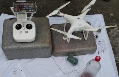 drone usado para transportar celulares
