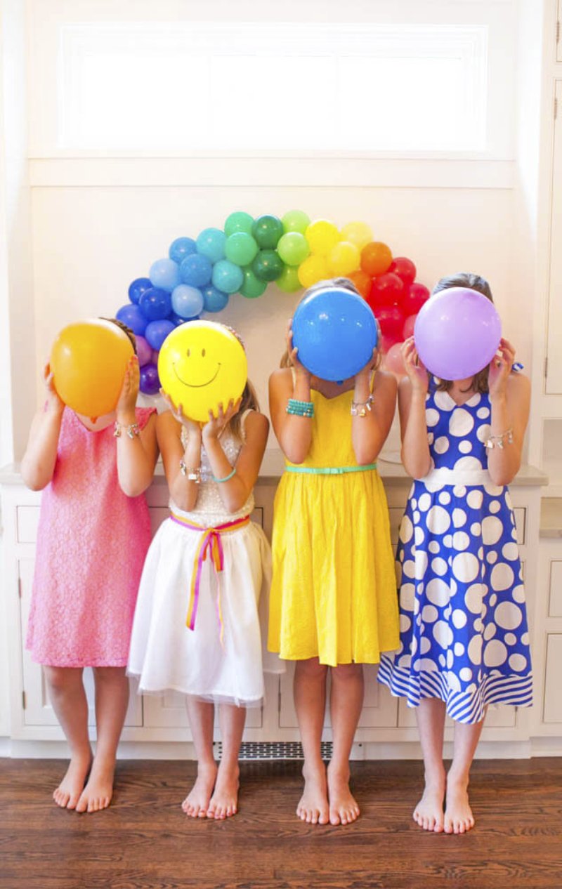 A Charming Over The Rainbow Birthday Party - via BirdsParty.com