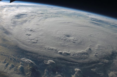 Hurricane Irene Space View Seen On www.coolpicturegallery.us