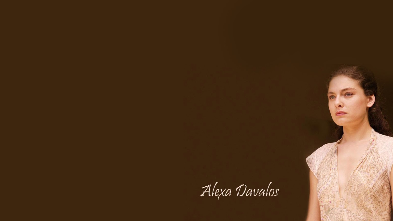 Alexa Davalos HD Images and Wallpapers - Hollywood Actress