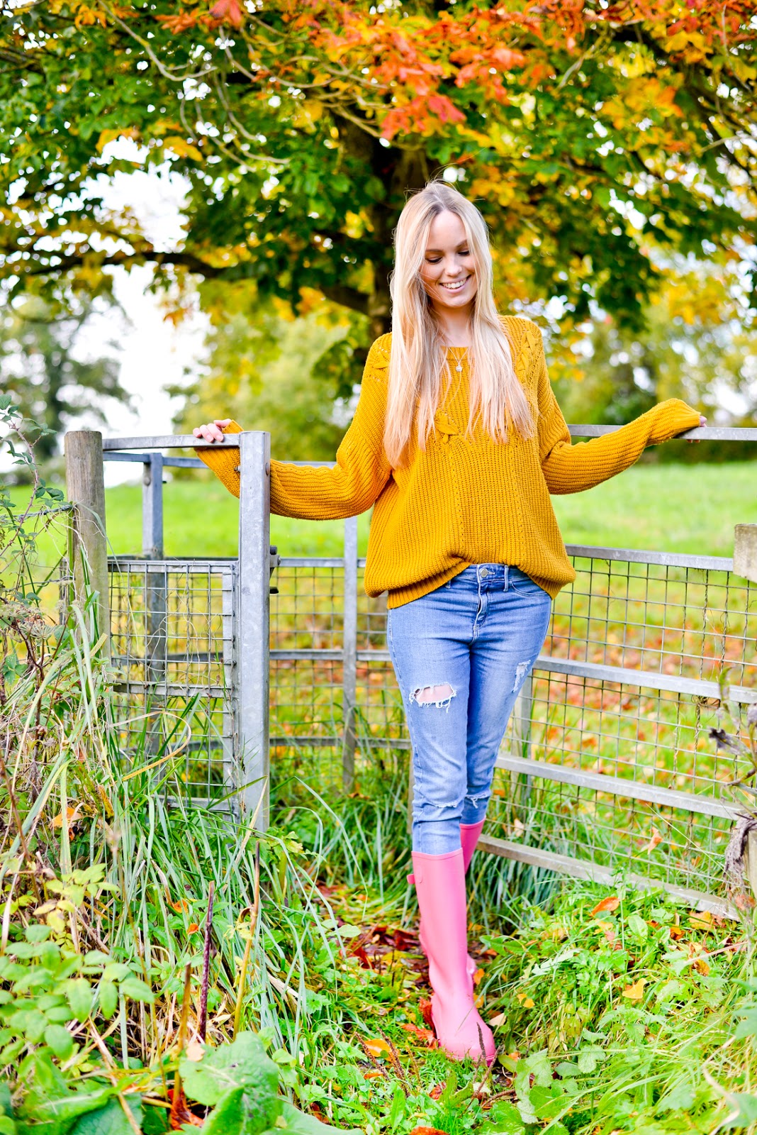 Wonderwelly, wonder wellies, pink wellies, mindfulness outsides, outside wellbeing, outdoors wellbeing