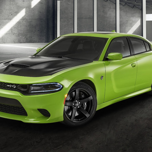 Dodge Charger SRT Hellcat Wallpaper