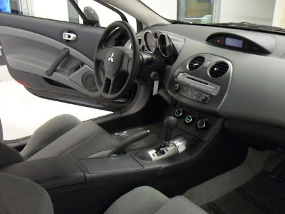 Image for  2016 Mitsubishi Eclipse Interior Has Perfect Ability To Up Or Down Gears  2