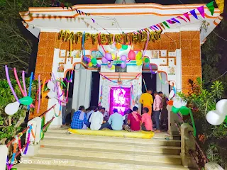 बारह बजते ही मंदिर में गूंजे श्रीकृष्ण के जयकारे | #NayaSaberaNetwork