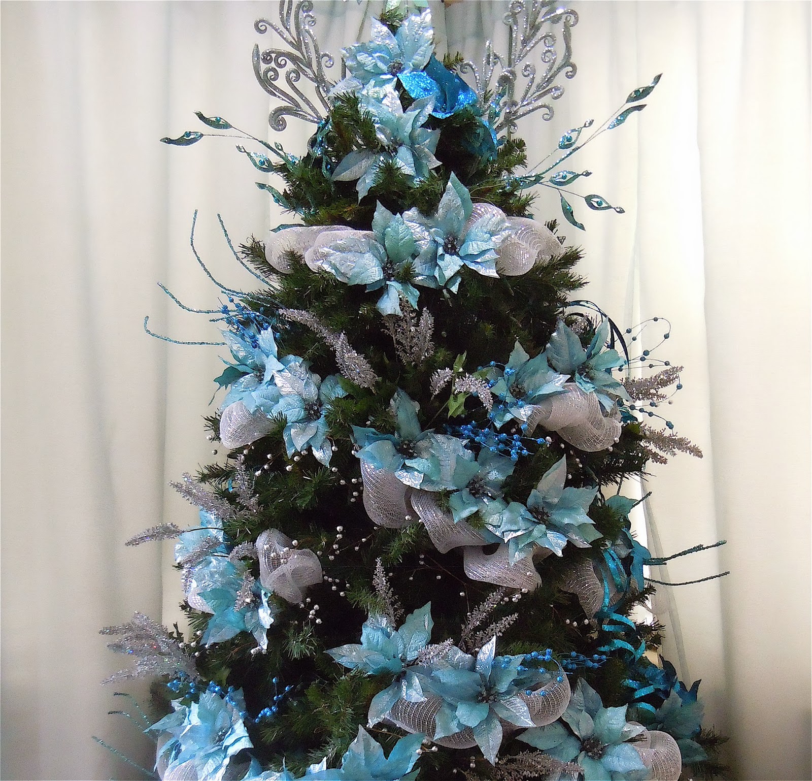 Seasontry Turquoise and Silver  Christmas  Tree 