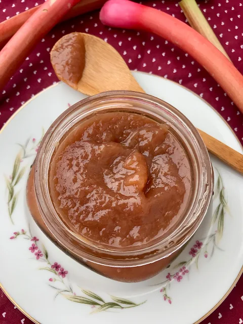 Close-up of finished jar of rhubarb jam.