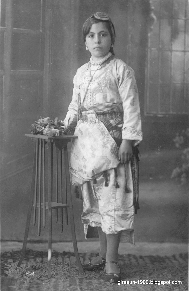 Black Sea Lady With Authentic Style c. 1900