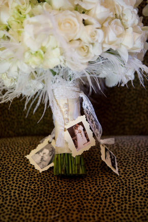 white feather wedding theme