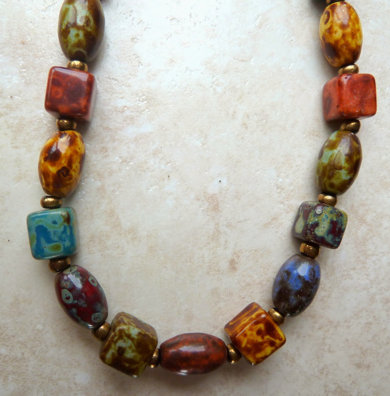 http://www.kcavintagegems.uk/vintage-scottish-murano-glass-bead-necklace-383-p.asp