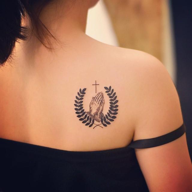 Tatuagens femininas para as costas 