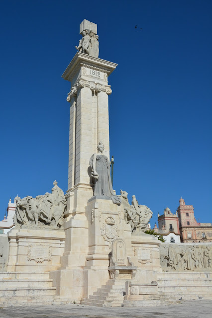 Plaza Espagna Monument Cortes