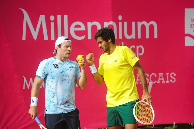Dupla luso-austríaca em grande forma.