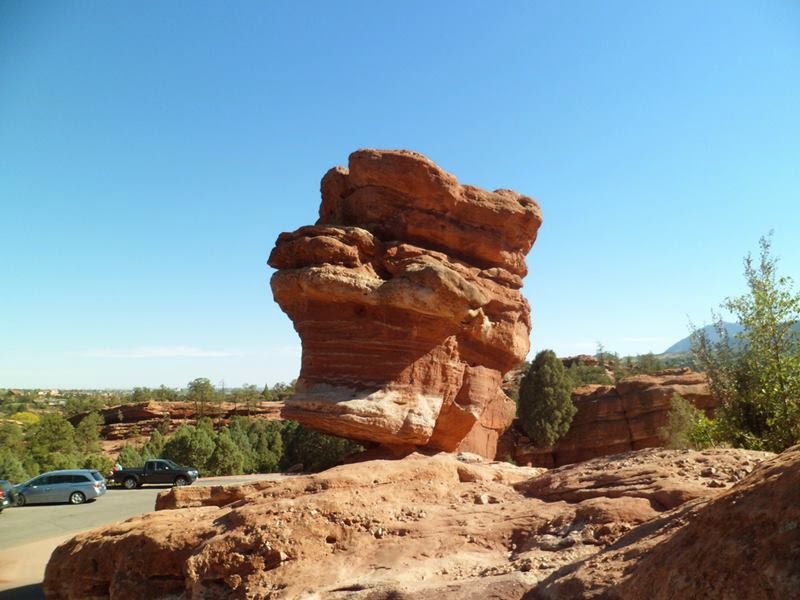 balancing rock garden of the gods, balanced rock colorado springs, balanced rock garden of the gods, rocks colorado springs, where is balancing rock, balanced rock colorado, balancing rock colorado, garden of the gods balanced rock, balancing rocks name, balanced rock, big rock colorado, natural balancing rocks, balance rock, god's rock, Balanced rock Colorado national monument