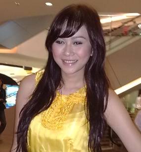 foto seksi aura kasih