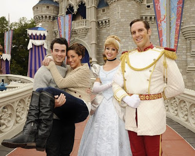 Kevin, Danielle Jonas, Hollywood couple