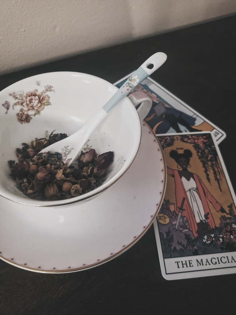 tea, tarot, new year, ritual, magick, magic, hedge witch, hedgewitch, green witch, kitchen witch, magical tea, recipe, divination, new beginnings, witchcraft, witchy, witch, pagan, neopagan, wicca, wiccan