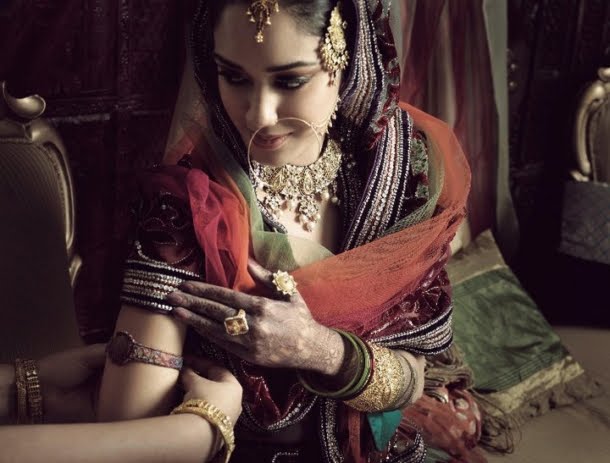  Tanishq Indian Bridal Jewelry Collection