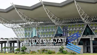 Menhub: Penerbangan Perdana di BIJB Kertajati Berlangsung Lancar