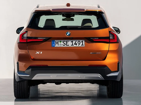 Novo BMW X1 2023