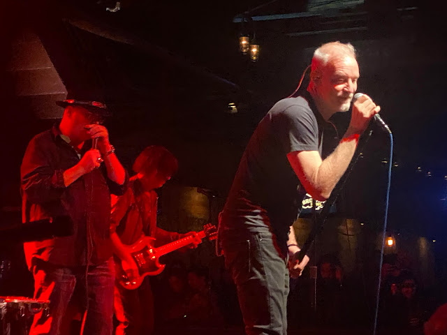 Spin Doctors with John Popper (left) at the Brooklyn Bowl on November 4