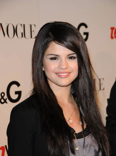 selena gomez hair 