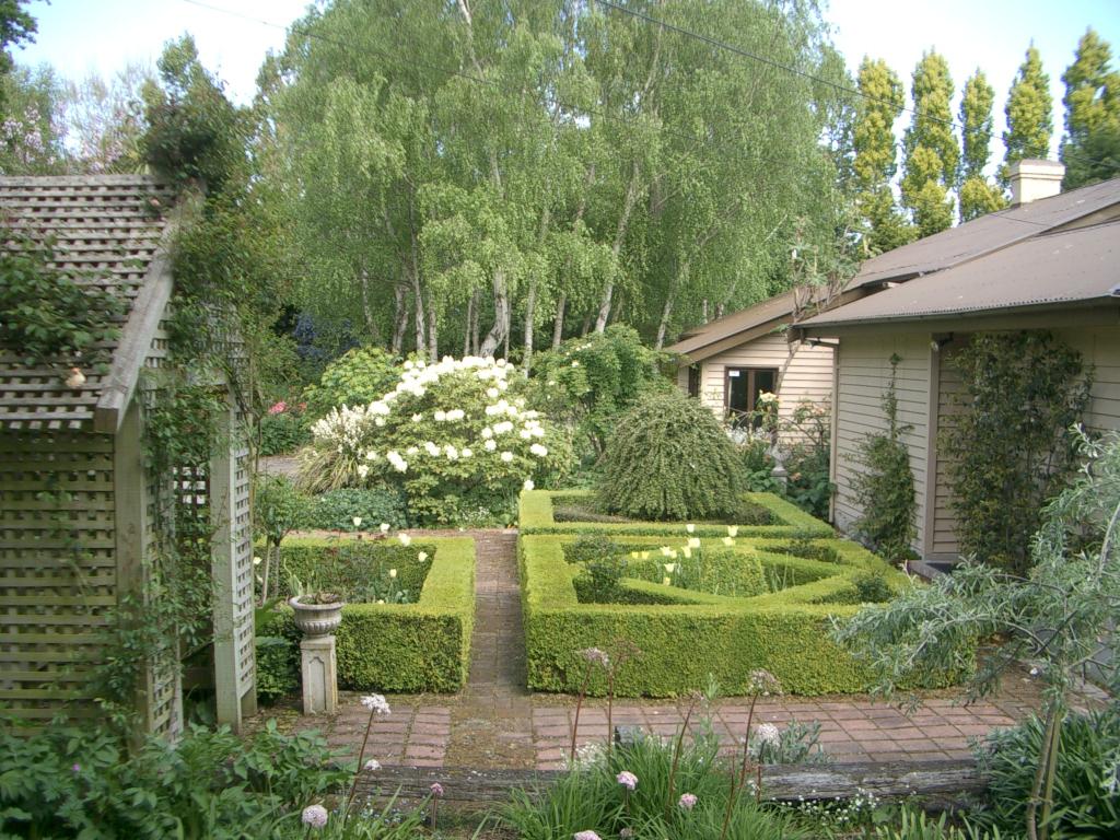 NZ House And Garden