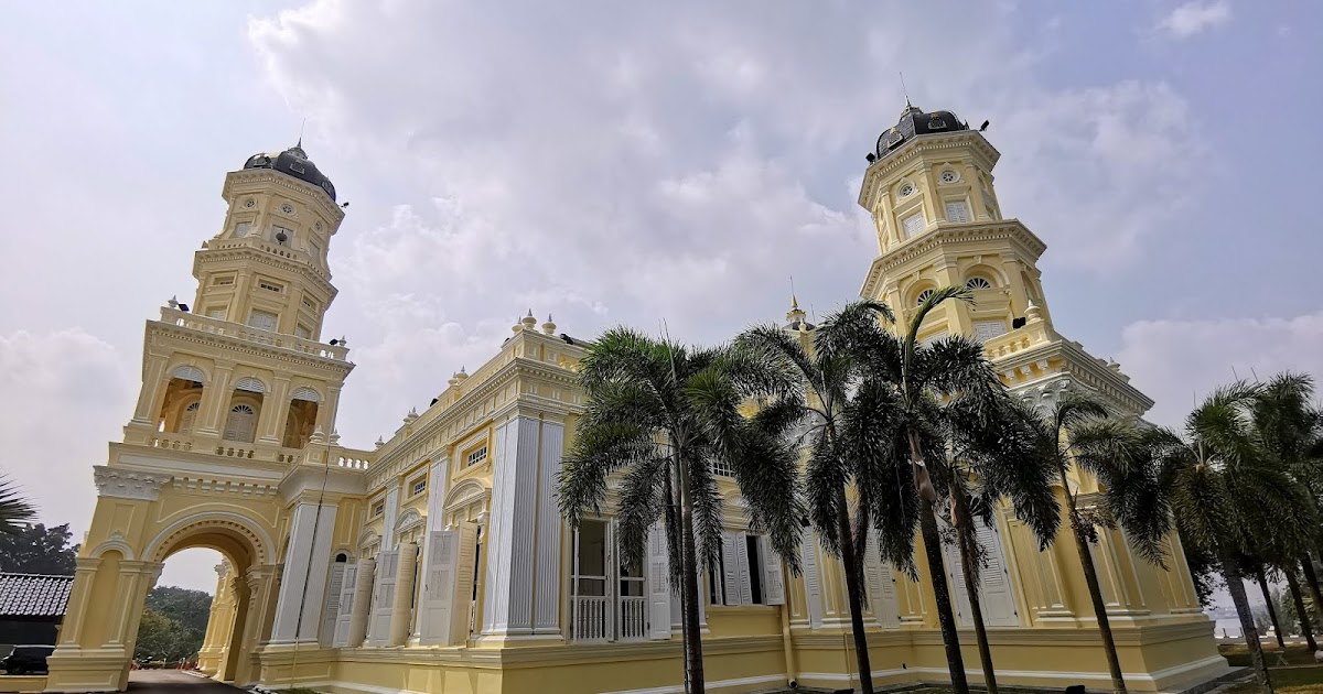 Sultan Abu Bakar State Mosque Masjid Negeri Sultan Abu Bakar Johor Kaki Travels For Food