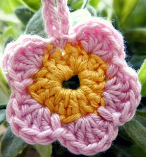 http://translate.googleusercontent.com/translate_c?depth=1&hl=es&rurl=translate.google.es&sl=de&tl=es&u=http://kardiomuffelchen.com/crochet/two-minute-blossom-wonder/&usg=ALkJrhj6dGjbjG_eeuGCJ2caoyons9fe-w