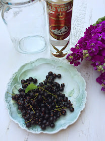 Easy homemade DIY Cassis Recipe