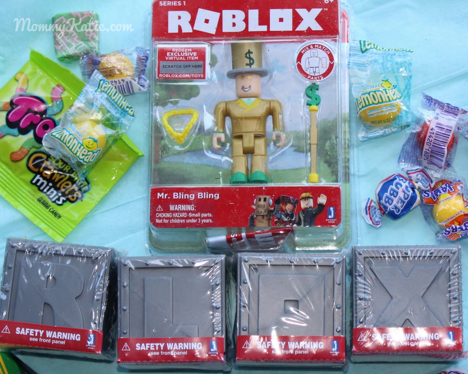 Giveaway Roblox Egg Hunt Prize Pack Mommy Katie - then when it comes to filling those easter baskets with roblox goodies that your kids are sure to enjoy having and collecting we found the roblox series 1