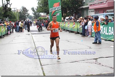 Alfredo Arevalo tercer lugar.