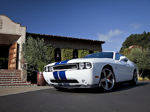 Dodge Challenger SRT8 392 2011 (5)