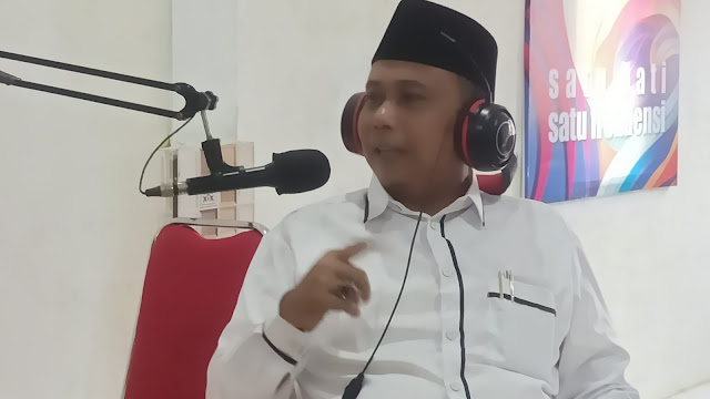 Di Radio Pragaan Station, Kiyai Imam Sutaji ; Tiga Hal Mengenal Hubungan Agama dan Budaya