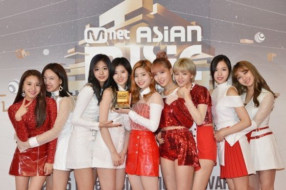 TWICE Song of the Year & Best Female Group