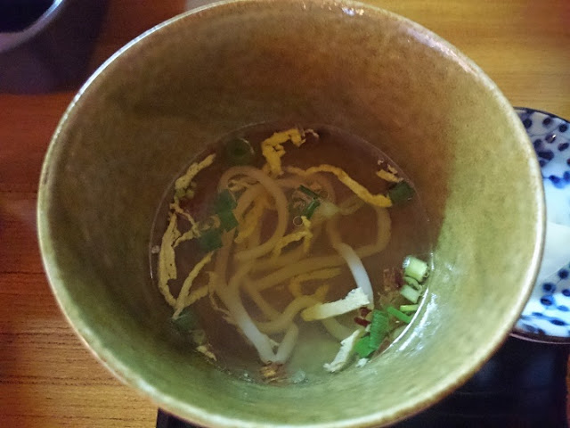 土鍋麻婆豆腐定食のスープの写真