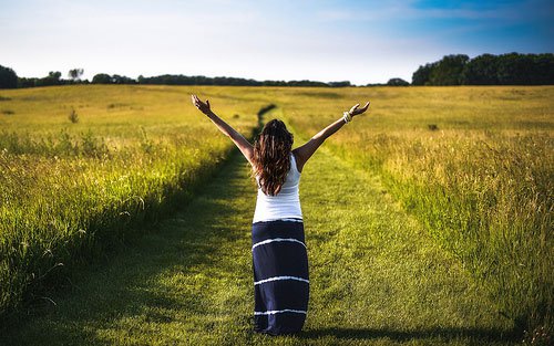 12 Little Known Laws Of Gratitude (That Will Change Your Life)