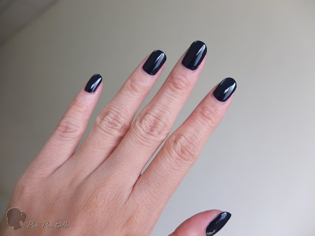 essie-gel couture-caviar bar-試色